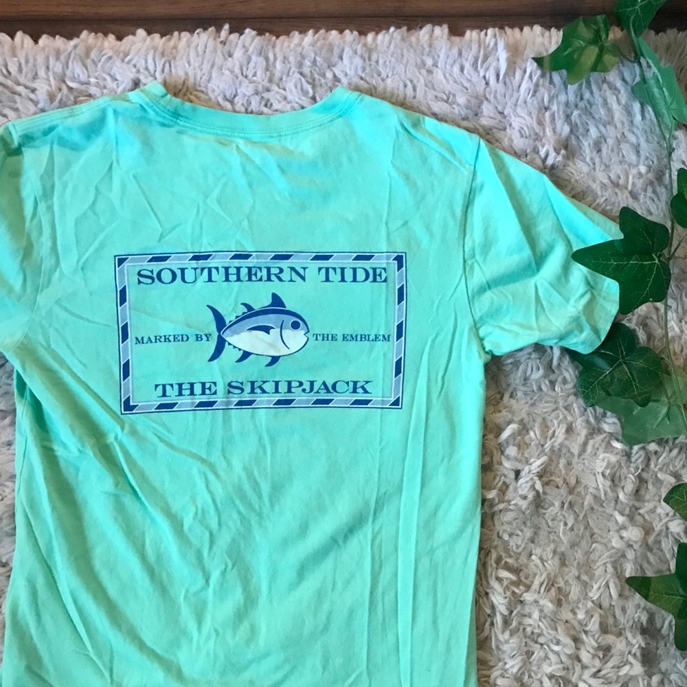 Southern Tide T-shirt